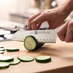 Zwilling Santoku 18 cm, Tranchant alvéolé - Image 2