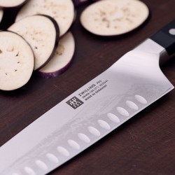 Zwilling Santoku 18 cm, Tranchant alvéolé - Image 5